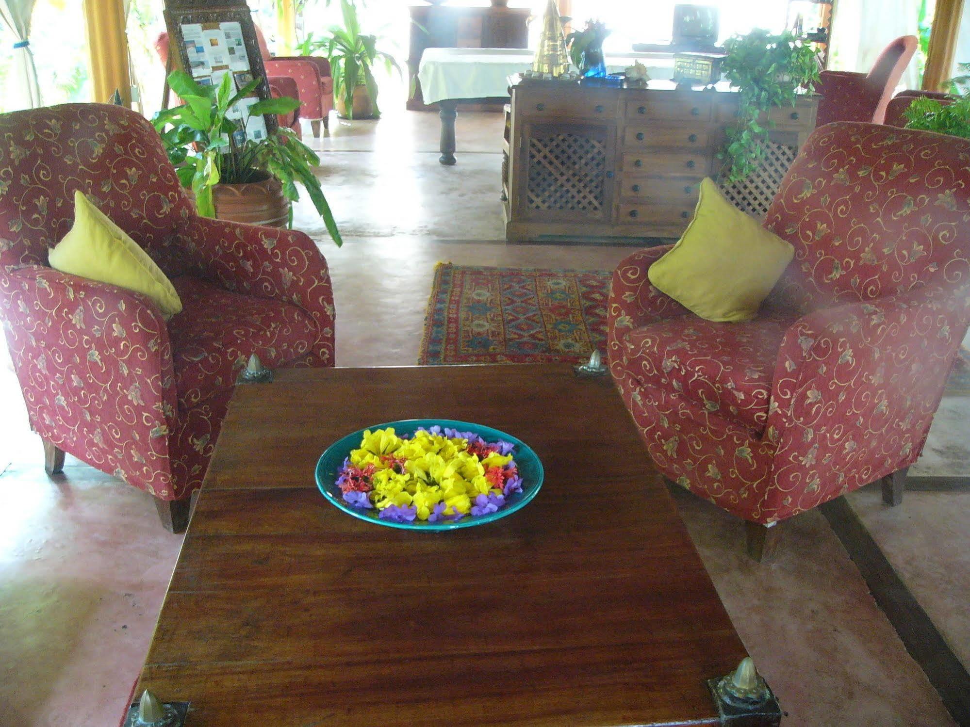 Kinasi Lodge Utende 外观 照片