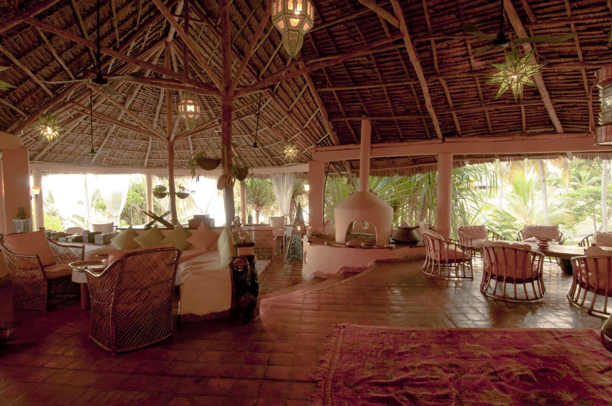 Kinasi Lodge Utende 外观 照片