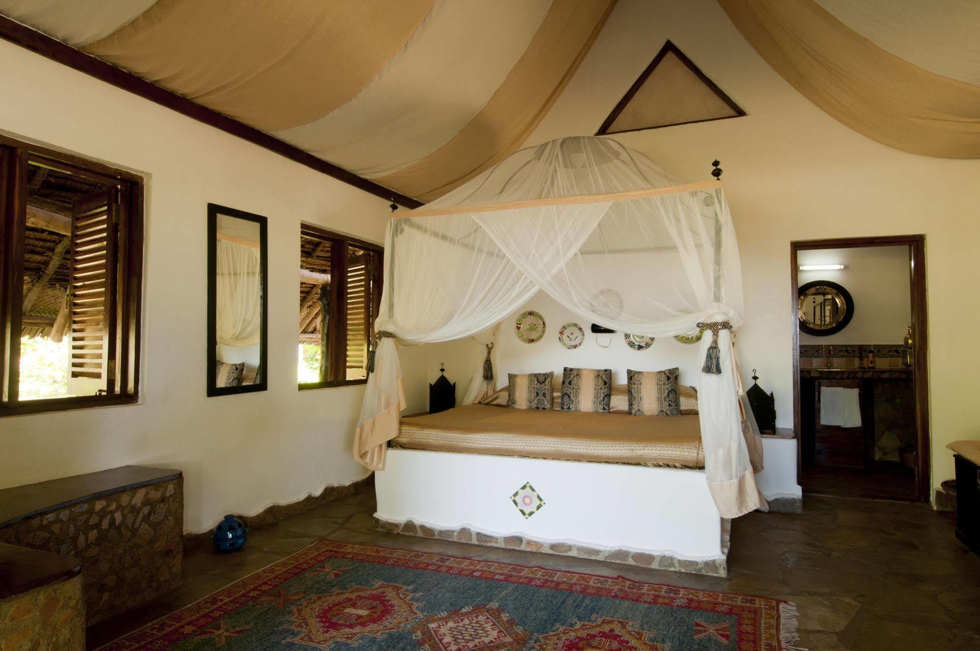 Kinasi Lodge Utende 外观 照片