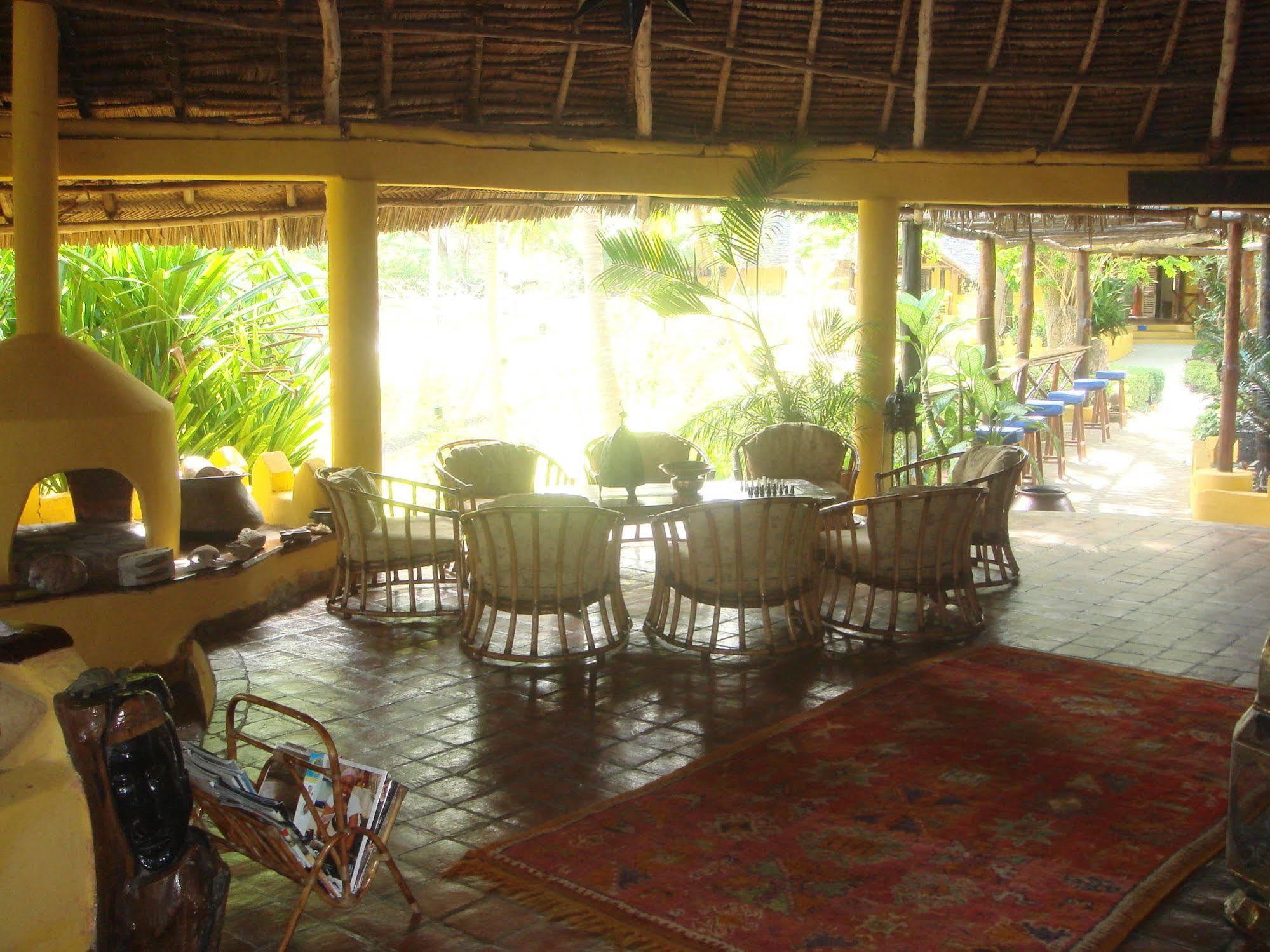 Kinasi Lodge Utende 外观 照片