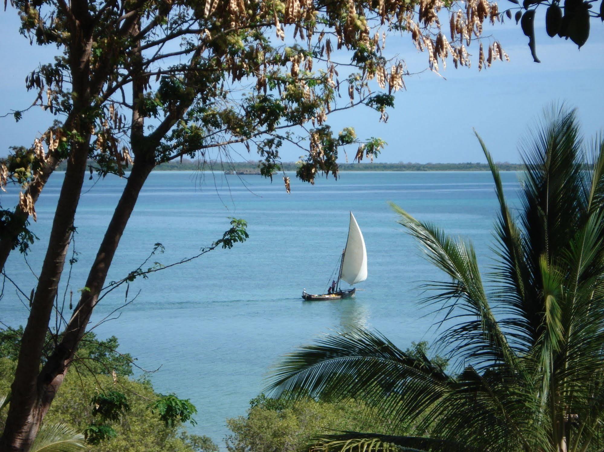 Kinasi Lodge Utende 外观 照片